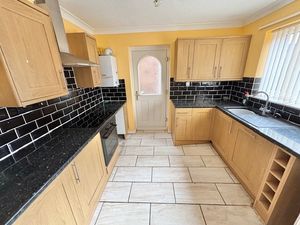 Photo 17- click for photo gallery